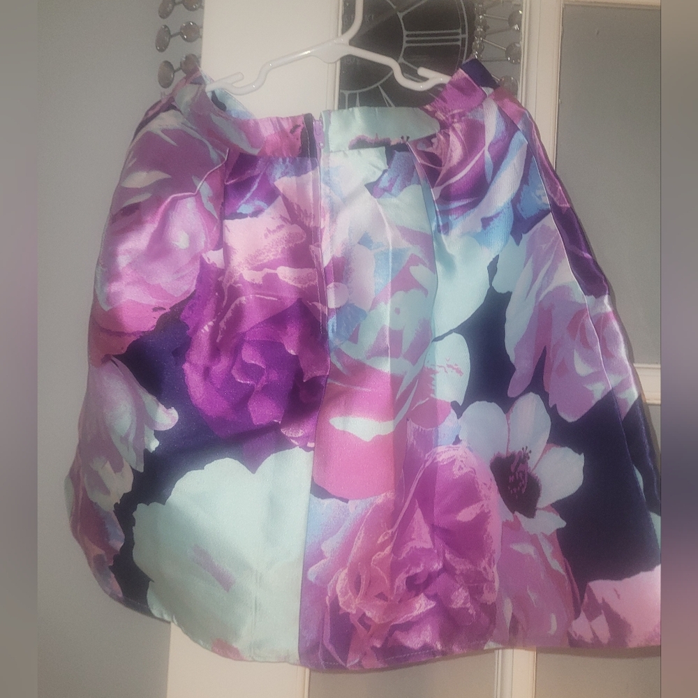 Girls skirt